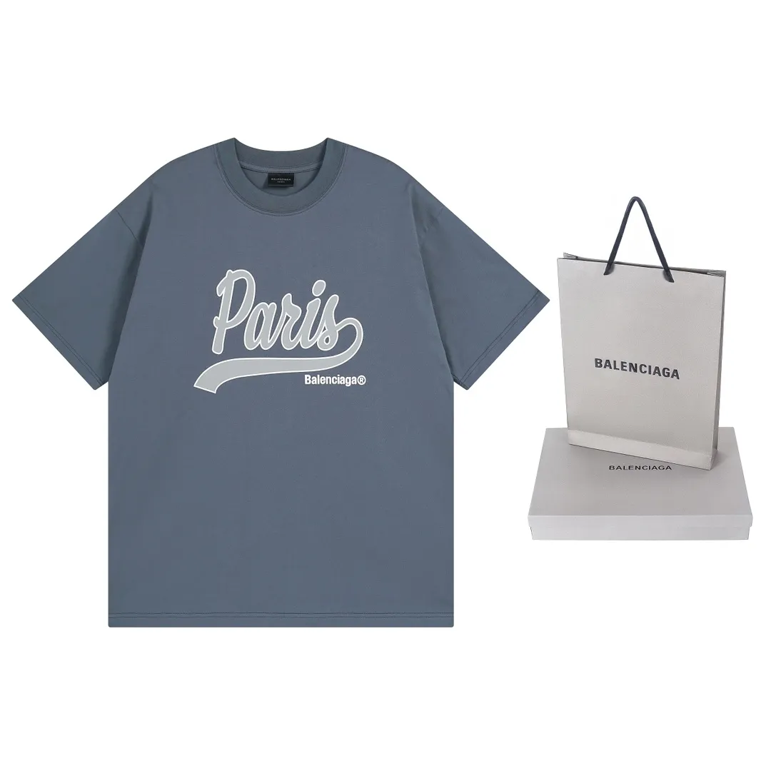 【 . Quality】BALENCI*GA/ .SS 24 New Arrival， enjoy Paris T . . Authentic ， ！ ZP 。 260 ， . ， ，。 。 . ， 。 OS . Same Style ：BL 233370 ： ，Red Size：XS S M L